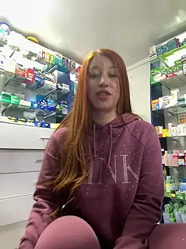 Snapshot of roouse chatting on 01.05.25 roouse online show from 01.05.25