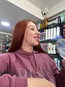 Snapshot of roouse chatting on 01.18.25 roouse online show from 01.18.25