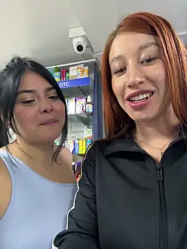 Snapshot of roouse chatting on 01.28.25 roouse online show from 01.28.25