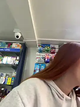 Snapshot of roouse chatting on 02.16.25 roouse online show from 02.16.25