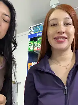 Snapshot of roouse chatting on 02.23.25 roouse online show from 02.23.25