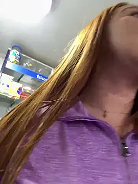 Snapshot of roouse chatting on 03.02.25 roouse online show from 03.02.25