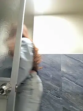 Snapshot of roouse chatting on 09.09.25 roouse online show from 09.09.25