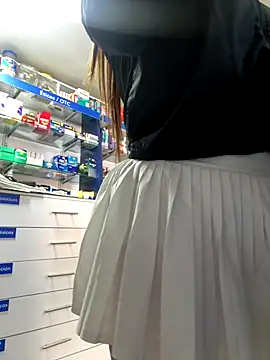 Snapshot of roouse chatting on 09.21.25 roouse online show from 09.21.25