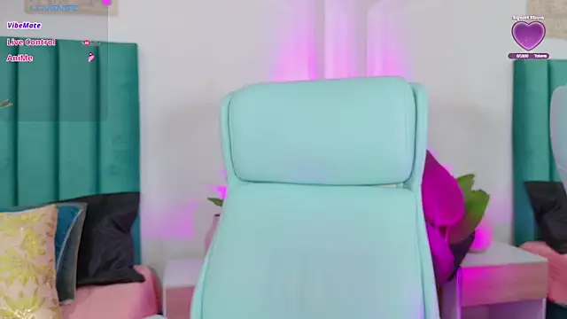 amy-thomson1 online show from 04.19.26