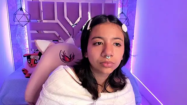 Nami usagi online show from 12.19.24