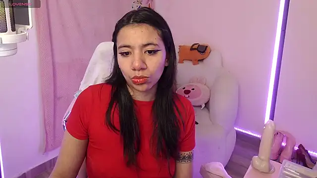 Nami usagi online show from 10.17.25