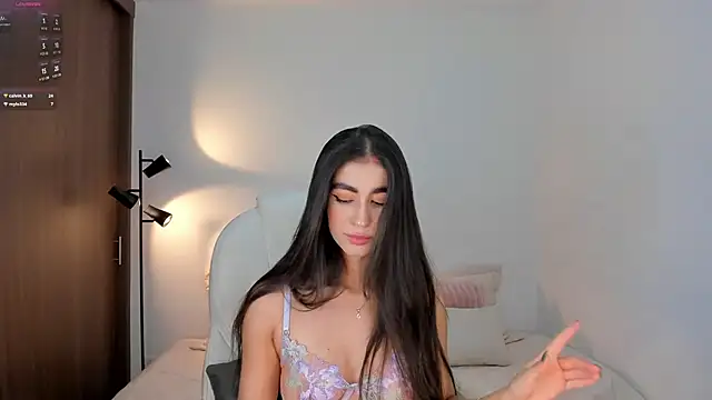 RebeccaBaxter online show from 02.06.26