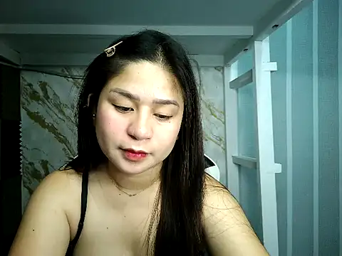 Snapshot of Mia_2022 chatting on 09.27.25 Mia 2022 online show from 09.27.25