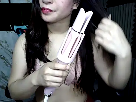 Snapshot of Mia_2022 chatting on 02.06.26 Mia 2022 online show from 02.06.26