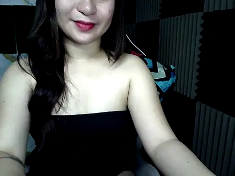 Snapshot of Mia_2022 chatting on 02.07.26 Mia 2022 online show from 02.07.26