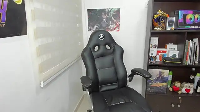 Snapshot of SIXXTOLOVE18 chatting on 03.12.25 SIXXTOLOVE18 online show from 03.12.25