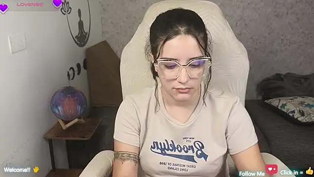 blue  moon  online show from 02.17.25