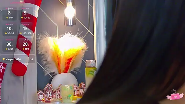 EmyLaveau online show from 12.16.25