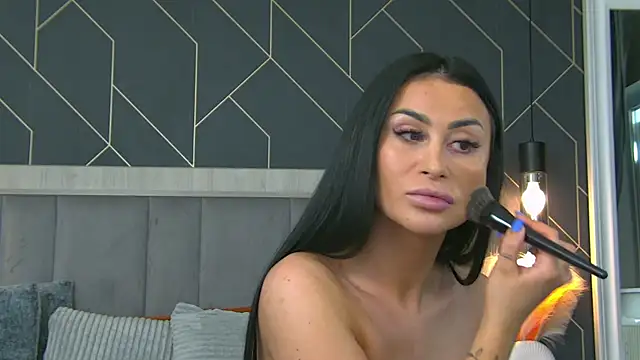 EmyLaveau online show from 03.25.26