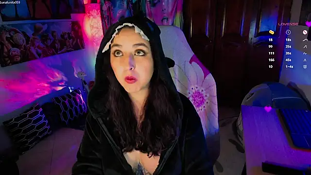 Snapshot of emma_luna59 chatting on 07.10.26 emma luna59 online show from 07.10.26