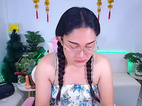 Snapshot of plysaithailand chatting on 02.04.26 plysaithailand online show from 02.04.26