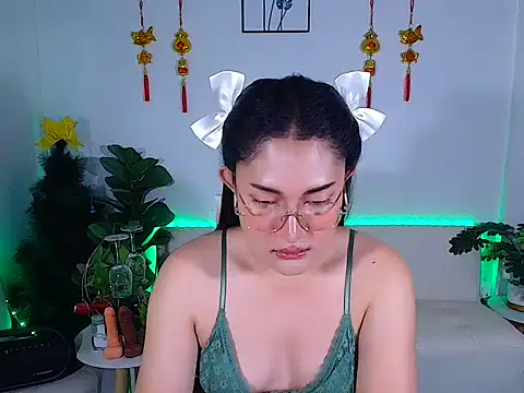 Snapshot of plysaithailand chatting on 02.25.26 plysaithailand online show from 02.25.26