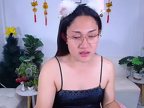 Snapshot of plysaithailand chatting on 02.28.26 plysaithailand online show from 02.28.26