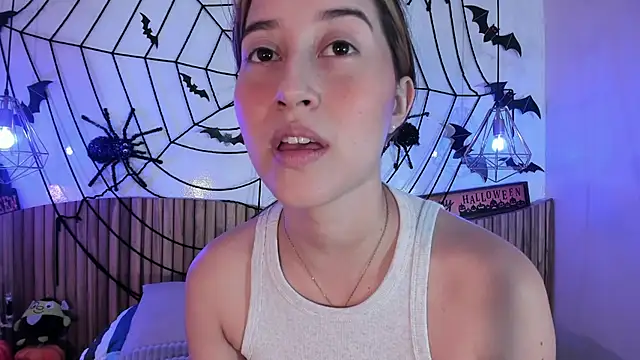 Snapshot of Abby_Sweet1_ chatting on 10.29.25 Abby Sweet1 online show from 10.29.25