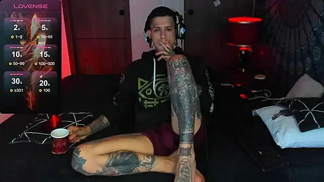 Snapshot of josh__ackerman chatting on 12.16.25 josh ackerman online show from 12.16.25