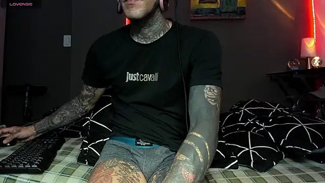 Snapshot of josh__ackerman chatting on 03.07.26 josh ackerman online show from 03.07.26