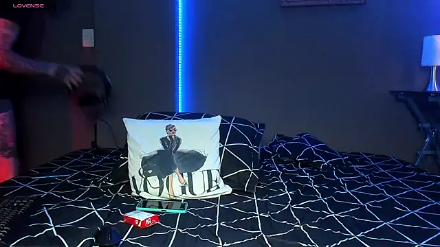 Snapshot of josh__ackerman chatting on 04.01.26 josh ackerman online show from 04.01.26