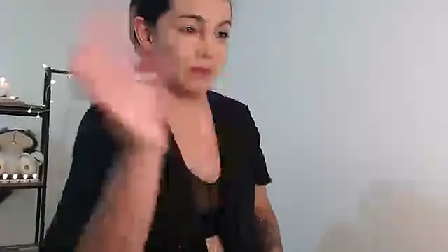 camii 7 online show from 12.31.24