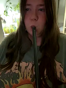 remirann  online show from 09.22.25