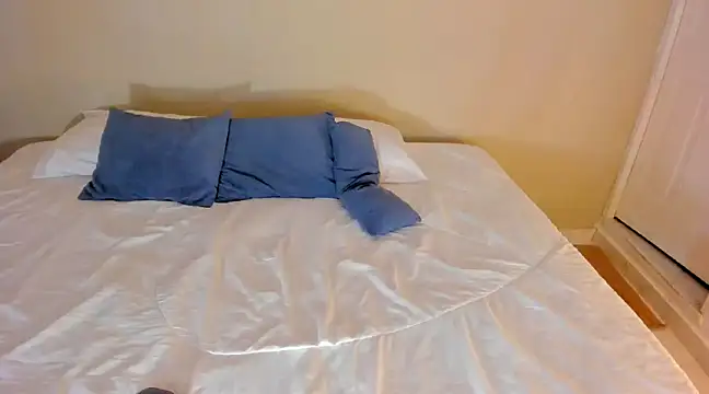 rosaaliiaa1 online show from 12.31.24