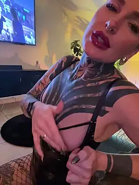 InkedBiitch online show from 03.07.25