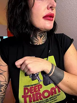 InkedBiitch online show from 01.14.26