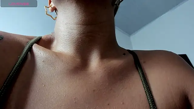 MaiaPetitte  online show from 01.16.25