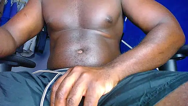 MAXJONES 2 online show from 02.06.25