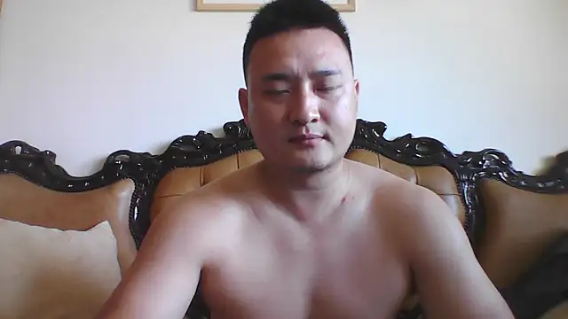 Snapshot of Relei chatting on 07.17.26 Relei online show from 07.17.26