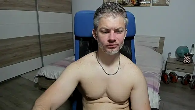 Snapshot of RobbyShawz chatting on 05.31.26 RobbyShawz online show from 05.31.26