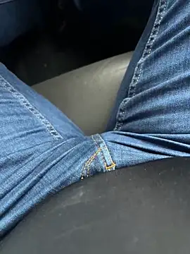 Cezar993 online show from 01.05.25