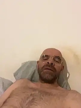Snapshot of slim1976006 chatting on 04.29.26 slim1976006 online show from 04.29.26