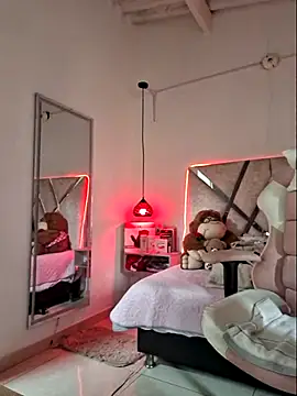 Snapshot of MariaPau_83 chatting on 02.23.26 MariaPau 83 online show from 02.23.26