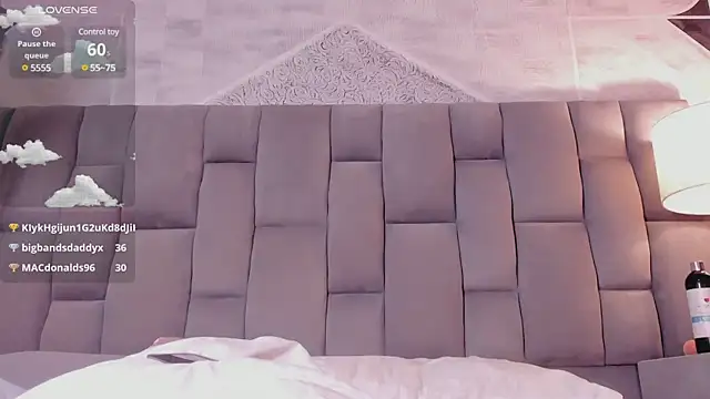 Rianamanson online show from 02.10.25