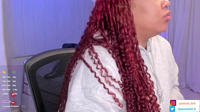 Snapshot of pamela_doll3 chatting on 02.22.25 pamela doll3 online show from 02.22.25