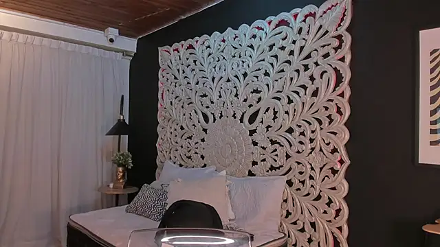 Snapshot of pamela_doll3 chatting on 09.26.25 pamela doll3 online show from 09.26.25