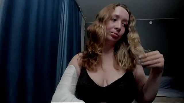 Eva Rikchter online show from 07.02.26