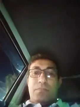 Snapshot of Royalk2030 chatting on 02.14.26 Royalk2030 online show from 02.14.26