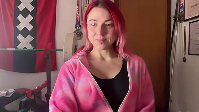 Snapshot of Nikky_Divine chatting on 01.11.25 Nikky Divine online show from 01.11.25