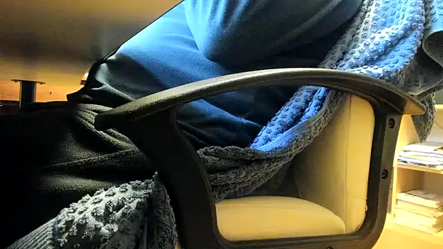 leccaleccafiga online show from 12.14.25