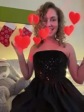 Snapshot of Chel_sea_ chatting on 12.27.24 Chel sea online show from 12.27.24