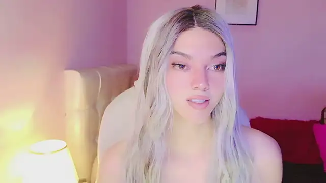 Snapshot of EvaEvangeline chatting on 07.18.26 EvaEvangeline online show from 07.18.26