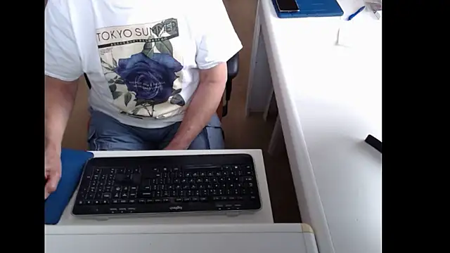 Snapshot of dutchpornking chatting on 06.06.26 dutchpornking online show from 06.06.26