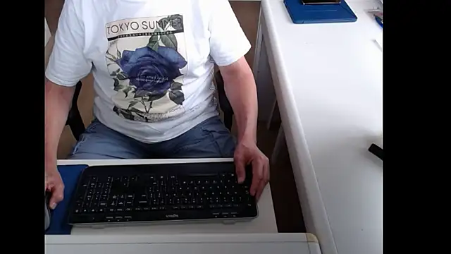Snapshot of dutchpornking chatting on 06.13.26 dutchpornking online show from 06.13.26